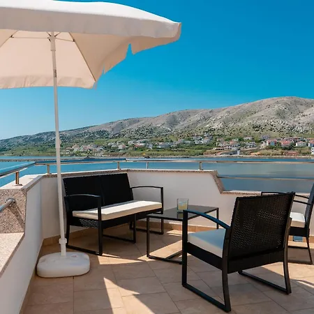 Apartman With Parking Space Pag - 22605 *